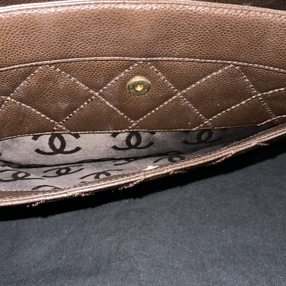 🔥🔥🔥Authentic Chanel Quilted Caviar Leather CC Logo Tote Bag - Picture 12 of 16